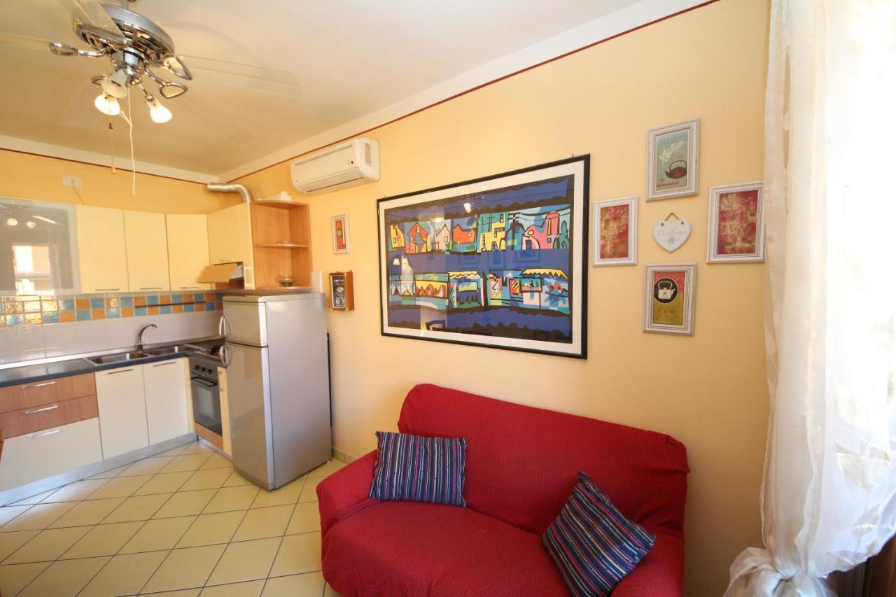 Residence Sole E Mare Appartamenti Росолина Маре Екстериор снимка