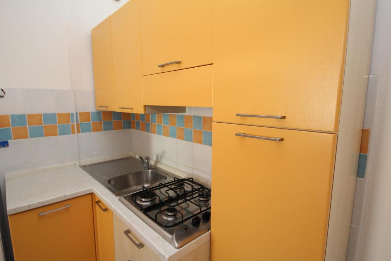 Residence Sole E Mare Appartamenti Росолина Маре Екстериор снимка